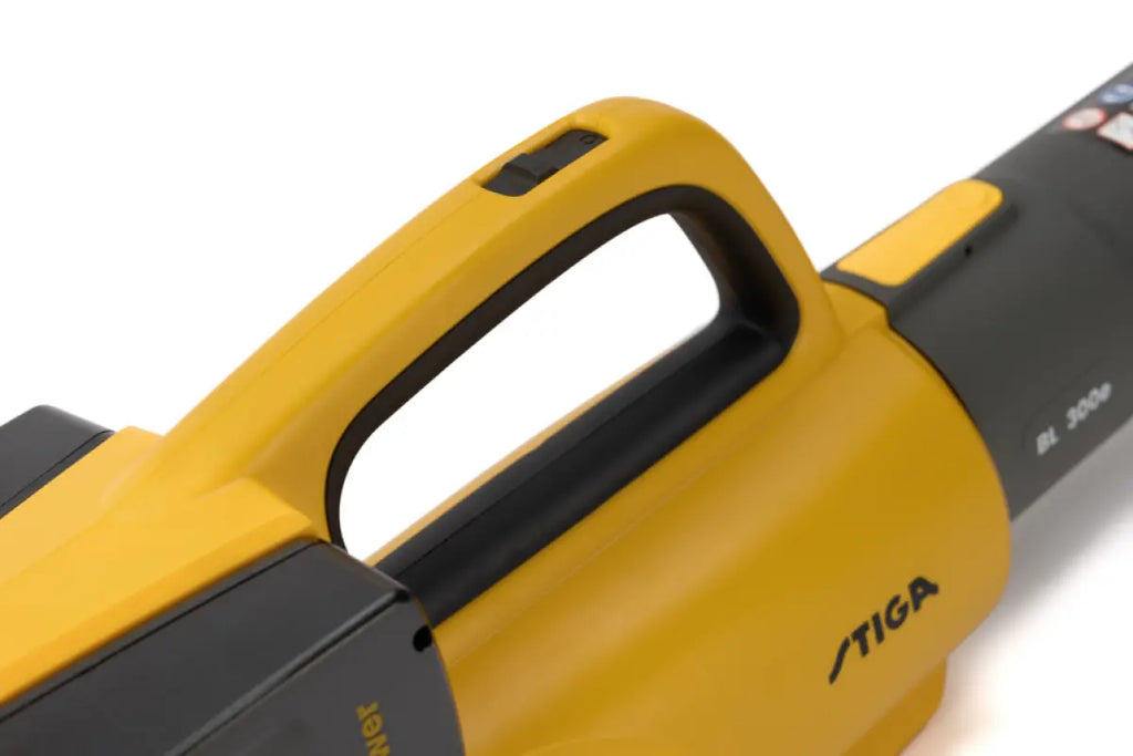 STIGA suflantă de frunze cu acumulator BL 300e Kit (cu acumulator și încărcător) STIGA