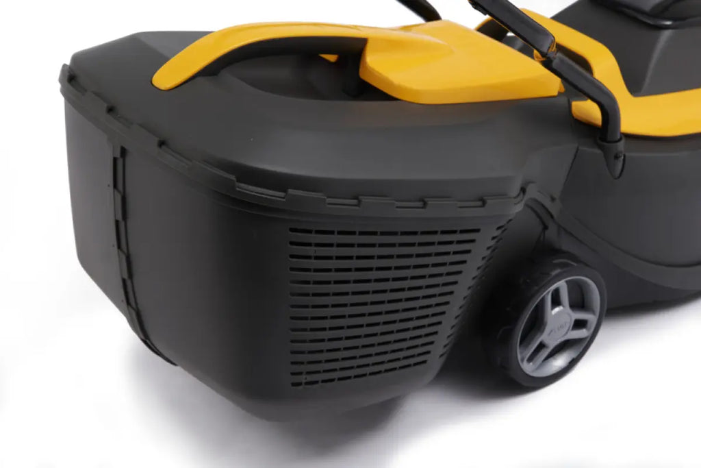 STIGA mașină de tuns gazon cu acumulator COLLECTOR 132e Kit (cu acumulator și încărcător) STIGA