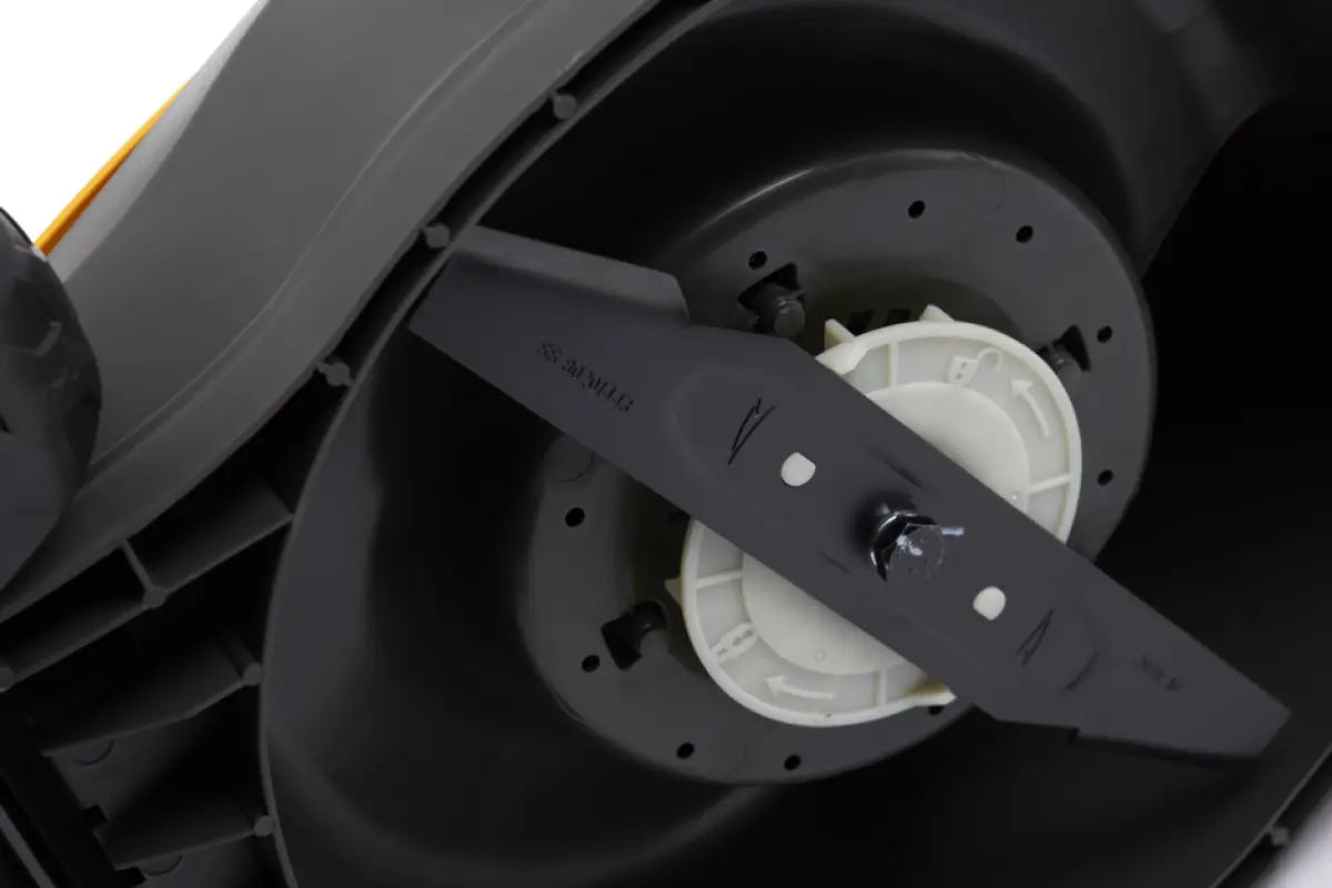 STIGA mașină de tuns gazon cu acumulator COLLECTOR 132e Kit (cu acumulator și încărcător) STIGA