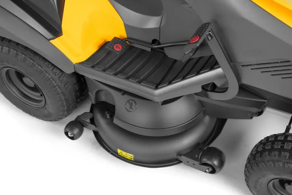 STIGA tractor de tuns iarba cu colector ESTATE 9102 W HONDA GXV690 STIGA