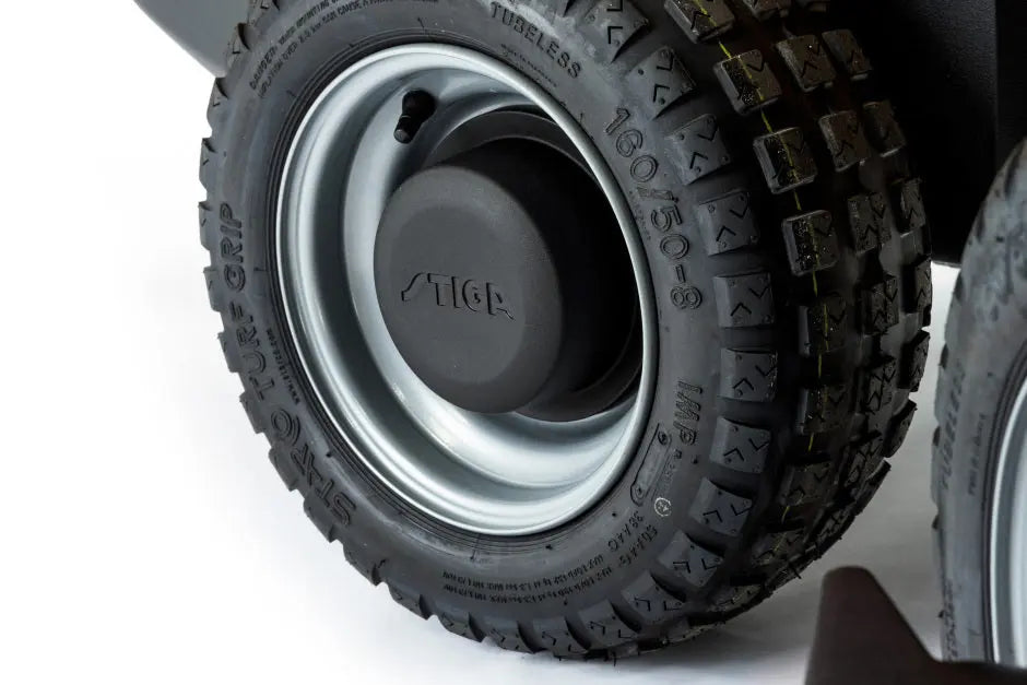 STIGA tractor de tuns gazon cu cosire frontală PARK 300 R (Fără masa de tăiere) STIGA